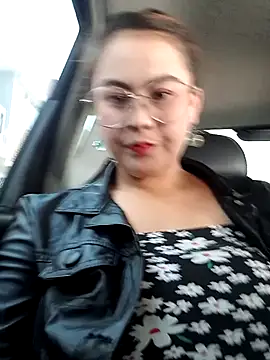 lara moon25 online show from 09-27-25, 08:04