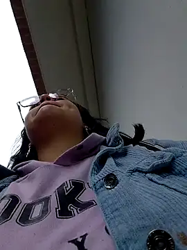 lara moon25 online show from 11-30-25, 06:30