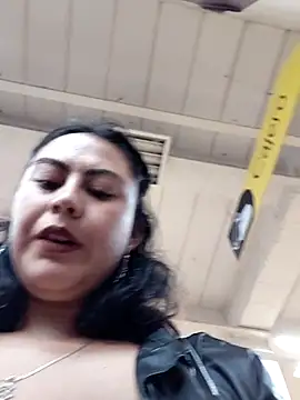 lara moon25 online show from 10-24-25, 07:24