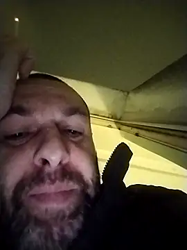 Andrzej-M online show from 12-19-25, 09:28