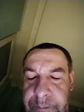 Andrzej-M online show from 11-26-25, 10:32