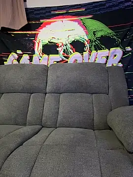 NovaLove2002 online show from 04-14-26, 04:06