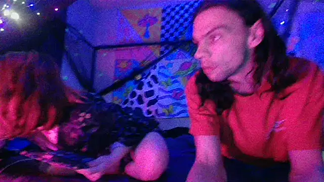 Snapshot of NovaLove2002 chatting on 02-14-25, 03:54 NovaLove2002 online show from 02-14-25, 03:54