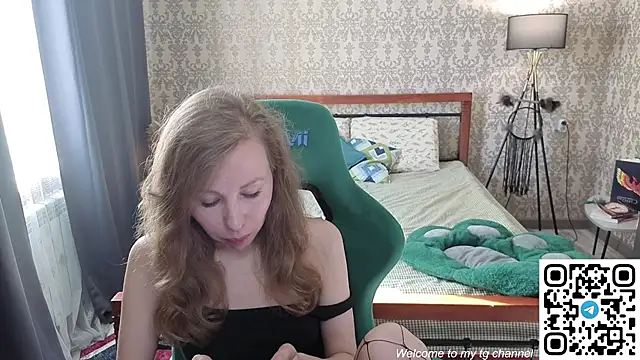 Lill Mary online show from 06-04-26, 01:21