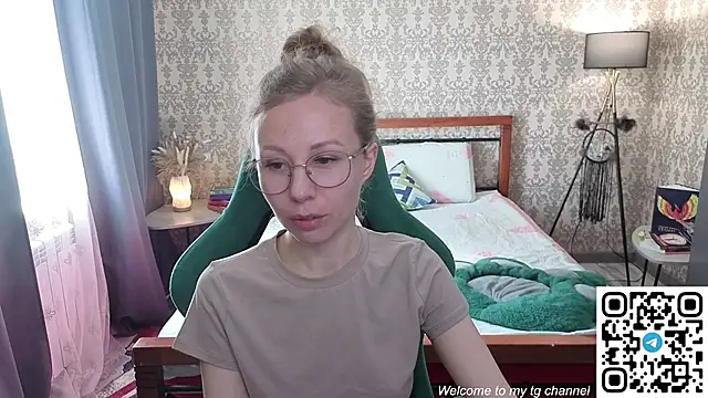 Lill Mary online show from 05-28-26, 03:14