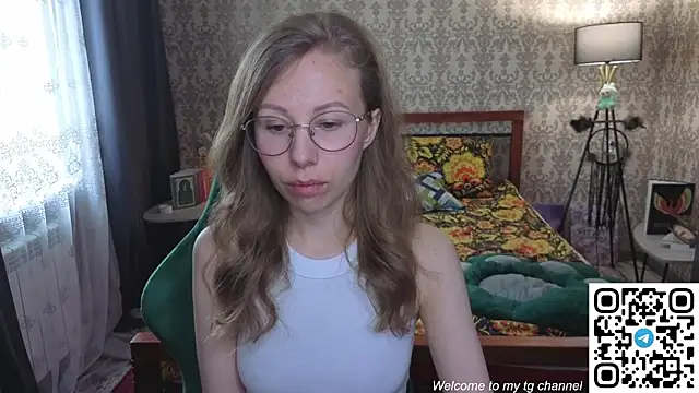 Lill Mary online show from 05-03-26, 04:39