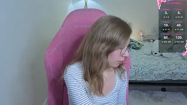 Lill Mary online show from 09-18-25, 02:47