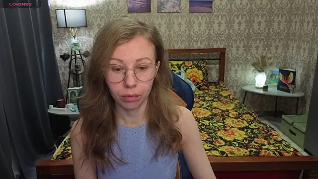 Lill Mary online show from 02-04-26, 01:33