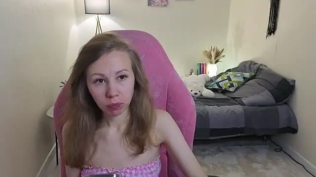 Lill Mary online show from 10-12-25, 02:13