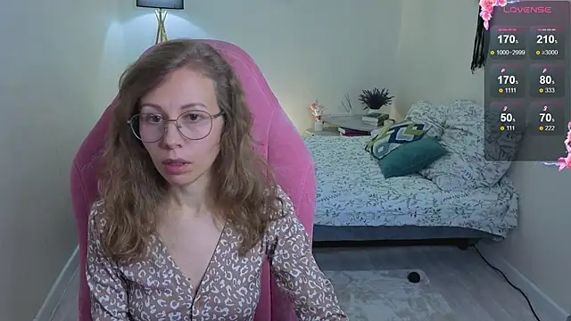 Lill Mary online show from 09-13-25, 02:22