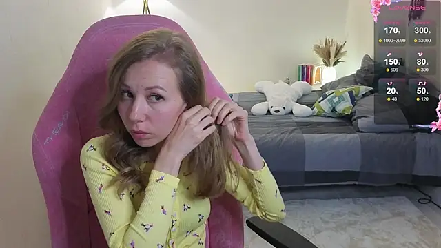 Lill Mary online show from 10-10-25, 02:12