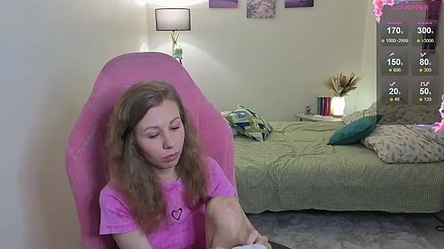 Lill Mary online show from 10-21-25, 12:32