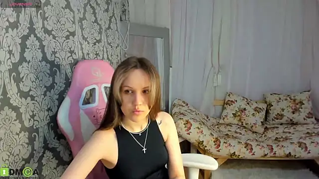 Snapshot of Wendy_mm chatting on 06-15-26, 07:08 Wendy mm online show from 06-15-26, 07:08