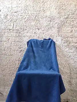 Snapshot of strip_1212 chatting on 10-26-25, 10:43 strip 1212 online show from 10-26-25, 10:43