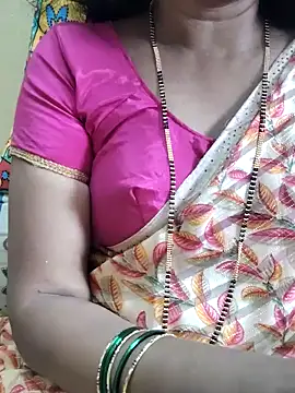 Snapshot of anuradha1432 chatting on 09-09-25, 09:52 anuradha1432 online show from 09-09-25, 09:52