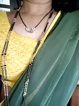 anuradha1432 online show from 06-15-26, 11:43