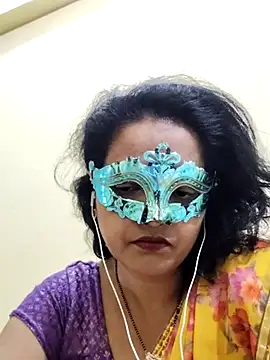 Snapshot of anuradha1432 chatting on 03-18-25, 12:39 anuradha1432 online show from 03-18-25, 12:39