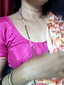 Snapshot of anuradha1432 chatting on 09-30-25, 08:20 anuradha1432 online show from 09-30-25, 08:20