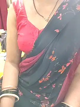 anuradha1432 online show from 07-08-26, 10:49