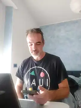 Snapshot of Marcolino183 chatting on 03-12-25, 10:37 Marcolino183 online show from 03-12-25, 10:37