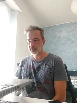 Snapshot of Marcolino183 chatting on 02-26-26, 08:58 Marcolino183 online show from 02-26-26, 08:58