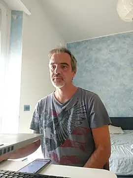 Snapshot of Marcolino183 chatting on 10-03-25, 08:05 Marcolino183 online show from 10-03-25, 08:05