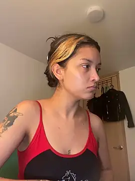 baby lizy online show from 10-21-25, 09:25