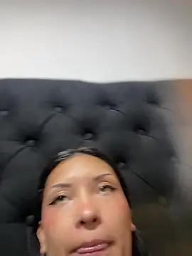 baby lizy online show from 03-31-26, 06:21