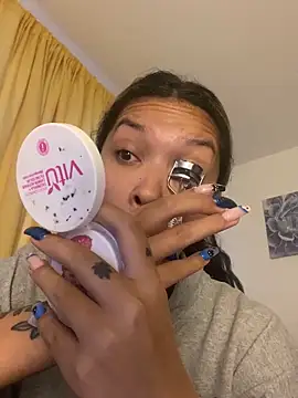 baby lizy online show from 10-18-25, 10:45