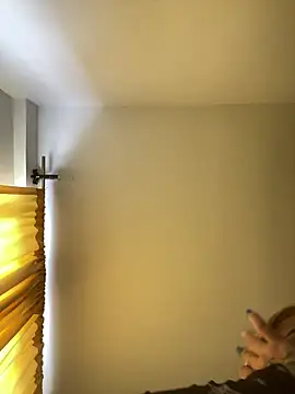 baby lizy online show from 11-09-25, 06:12