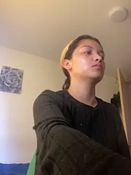 baby lizy online show from 10-27-25, 08:43