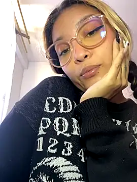 baby lizy online show from 10-02-25, 08:45