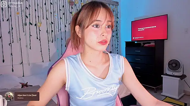 alice guerin  online show from 12-03-24, 01:58