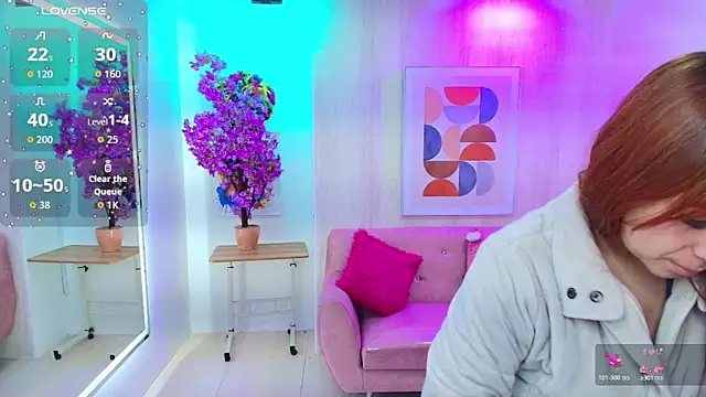 Gabby evanns online show from 10-28-25, 12:04