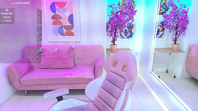 Snapshot of Gabby_evanns chatting on 01-17-26, 12:09 Gabby evanns online show from 01-17-26, 12:09