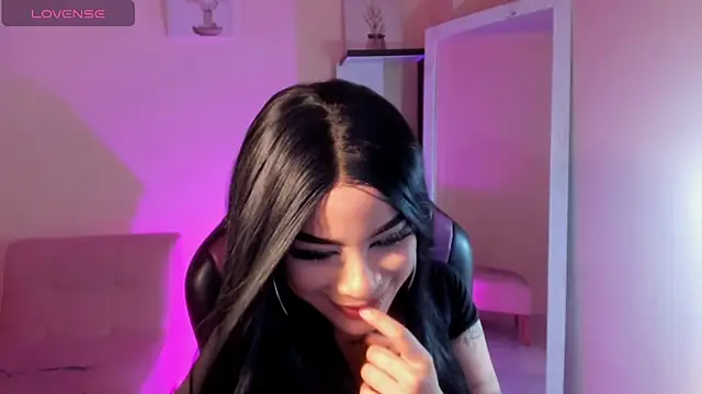 Snapshot of lana_0 chatting on 12-18-24, 09:08 lana 0 online show from 12-18-24, 09:08