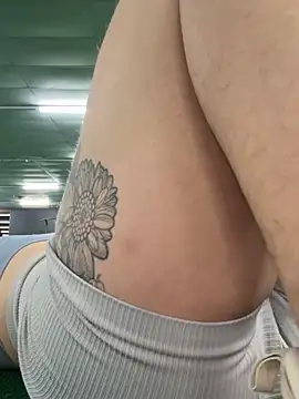 Snapshot of psilybaby chatting on 10-09-25, 04:13 psilybaby online show from 10-09-25, 04:13