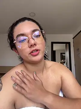 camianddanna online show from 03-28-26, 03:46