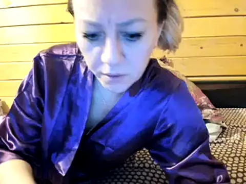 Cookiecutey online show from 11-14-25, 08:23