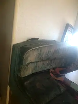 LargeDominoes online show from 03-14-26, 09:54