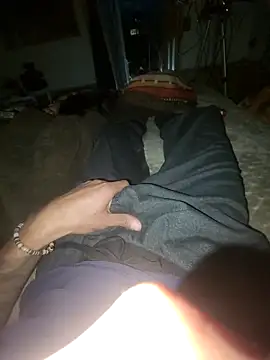 LargeDominoes online show from 03-03-26, 06:31