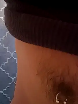 LargeDominoes online show from 04-02-26, 07:53