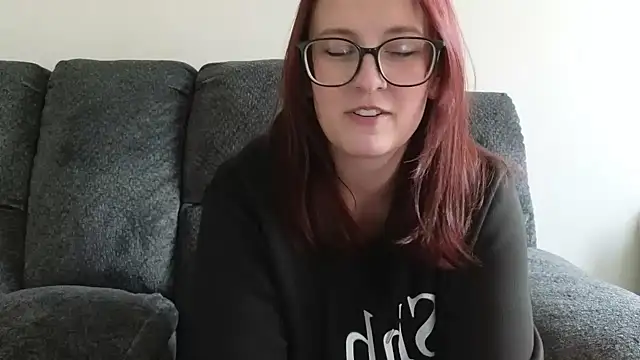 TheBustyHouseWife online show from 12-04-25, 05:45