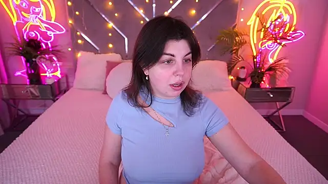 Snapshot of MirandaWong chatting on 02-25-26, 05:29 MirandaWong online show from 02-25-26, 05:29