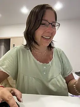 B Bonya m online show from 02-12-26, 03:28