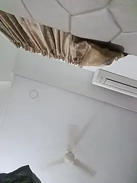 Snapshot of ridetoheaven chatting on 01-10-26, 01:34 ridetoheaven online show from 01-10-26, 01:34