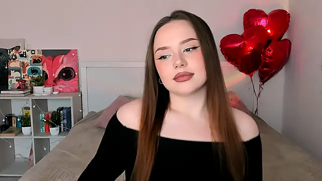 Snapshot of LittleKiitten chatting on 06-07-26, 02:55 LittleKiitten online show from 06-07-26, 02:55
