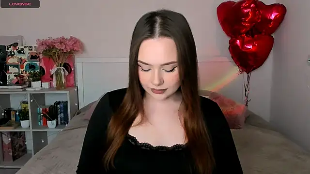 LittleKiitten online show from 05-29-26, 02:56