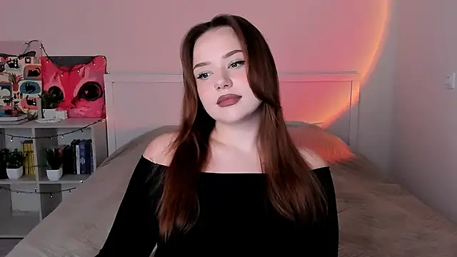 LittleKiitten online show from 10-18-25, 01:24