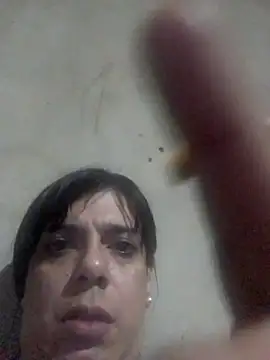 Snapshot of miaparcel chatting on 01-11-26, 02:40 miaparcel online show from 01-11-26, 02:40